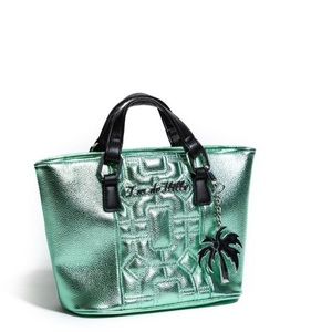 🌴BRAND NEW LUX DE VILLE TOTE!🌴